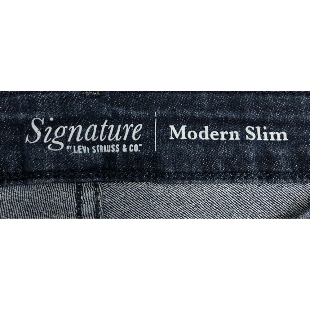Signature by Levi Strauss & Co Modern Slim Dark Wash Jeans Womens 10S W30 L26 - Picture 3 of 10